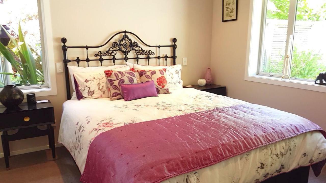 Centennial House Taupo Ngoại thất bức ảnh